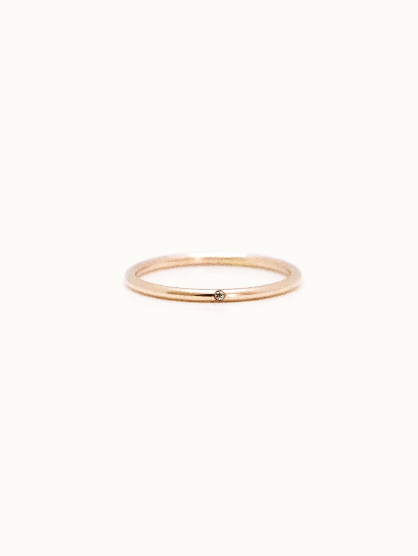 Jane ring with diamond
