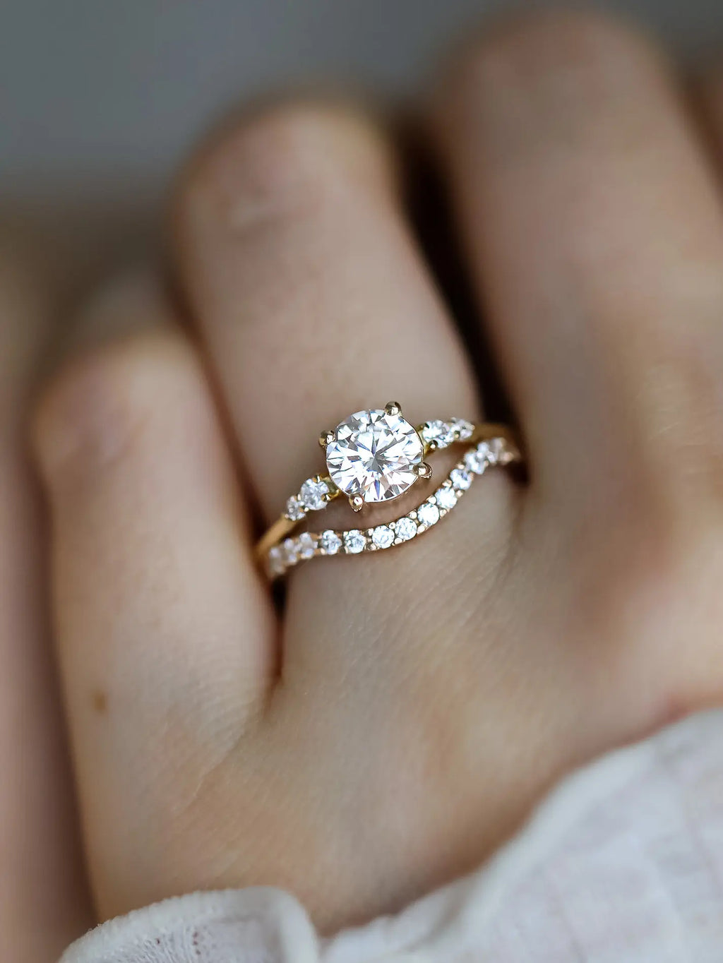 Sonnet 1 CT. Round brilliant cut lab diamond