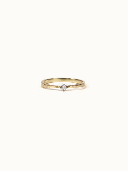 Claire - Baby Diamond Ring