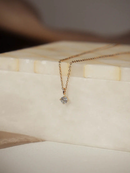 April Birthstone: Diamond