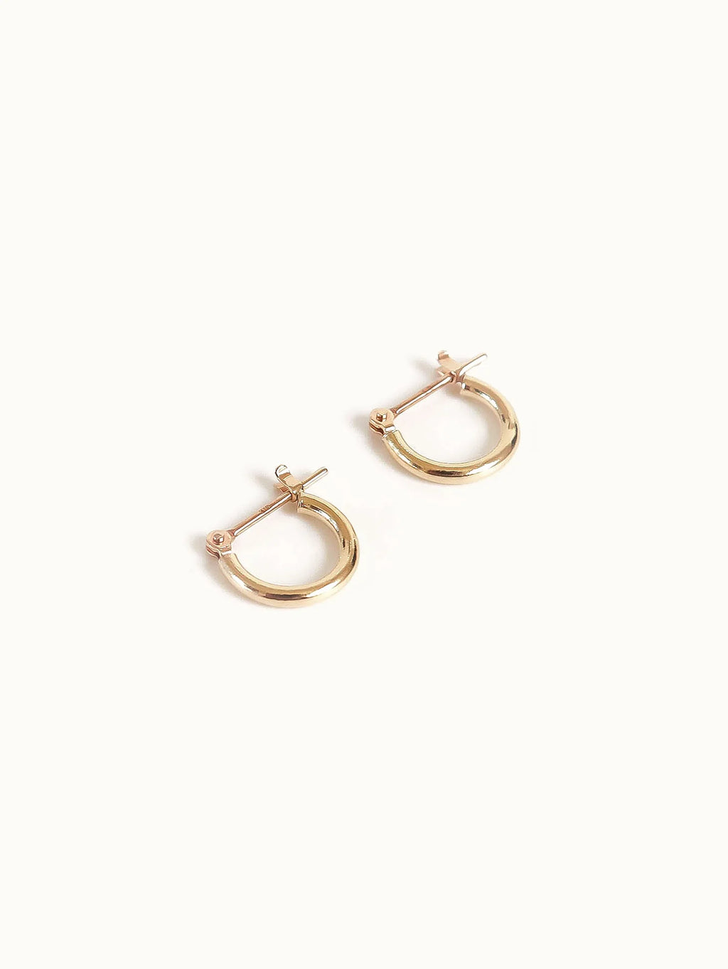 Hoop Essentials Essential Hoops – Studio Cosette