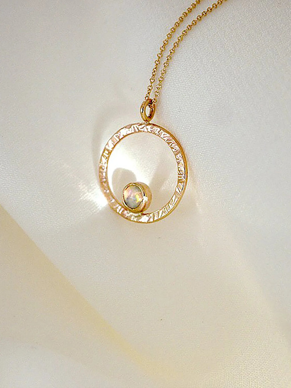 Kyra - Opal