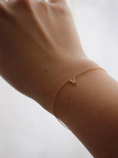 Mini initial bracelet