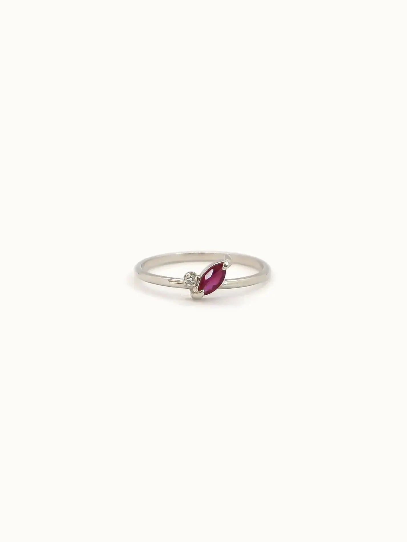 Petal ring. Ping ruby marquise - studiocosette.com