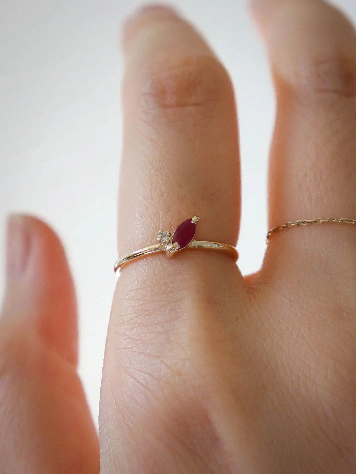 Petal ring. Ping ruby marquise - studiocosette.com