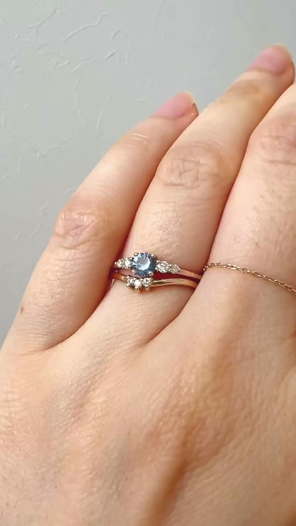 Frost sonnet. Light blue sapphire & diamonds