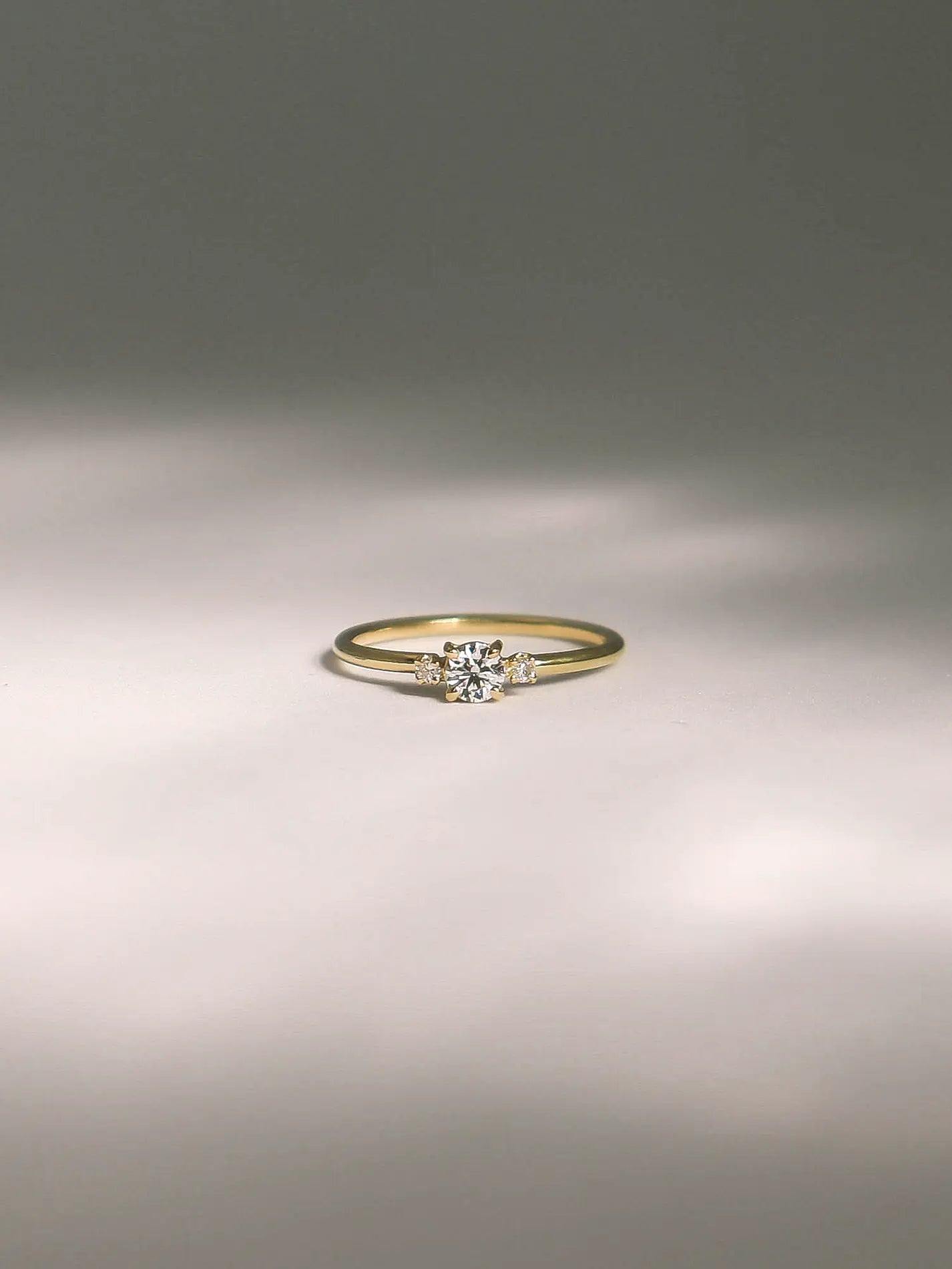 small trilogy diamond ring gold