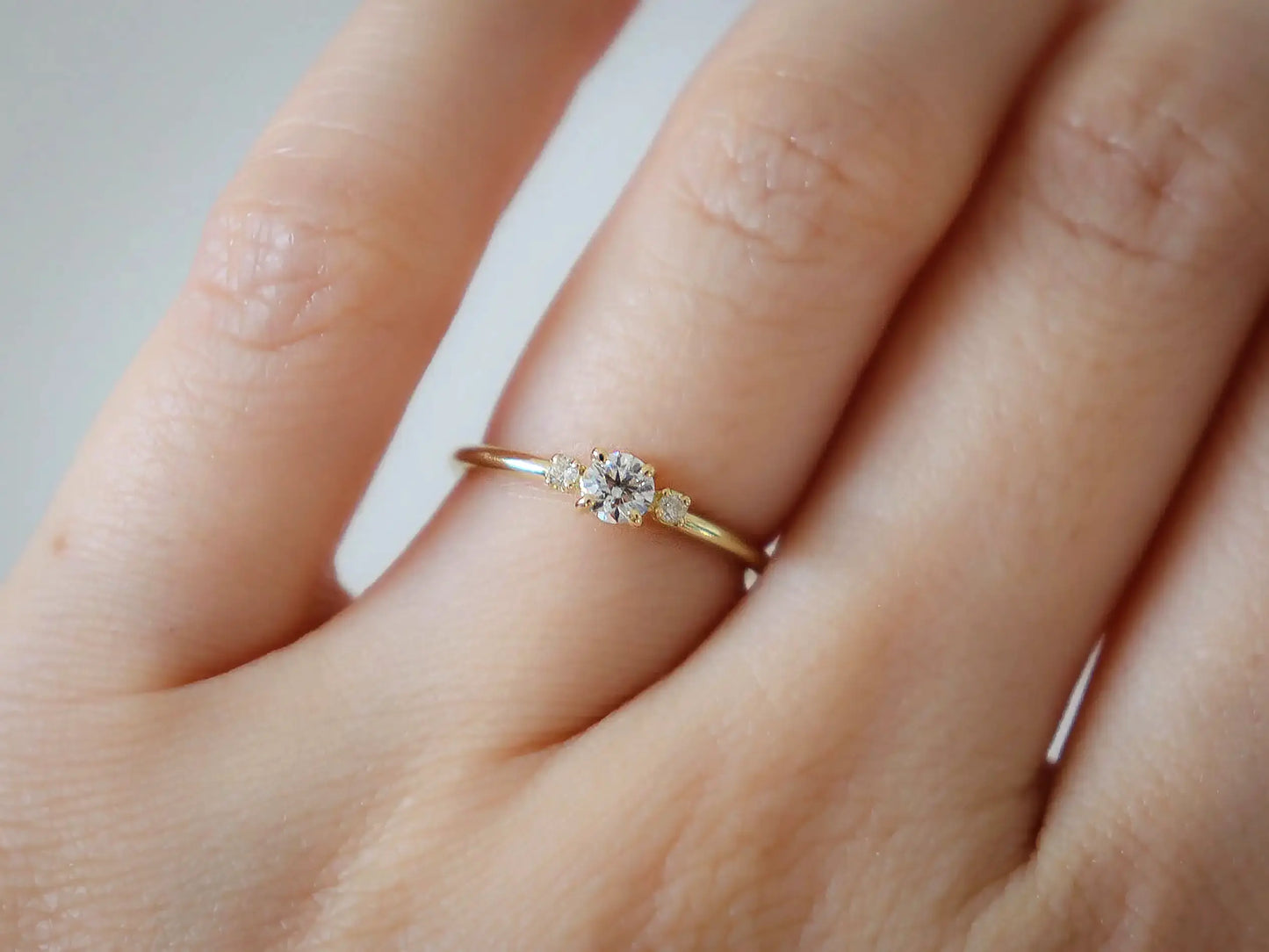 small trilogy diamond ring gold