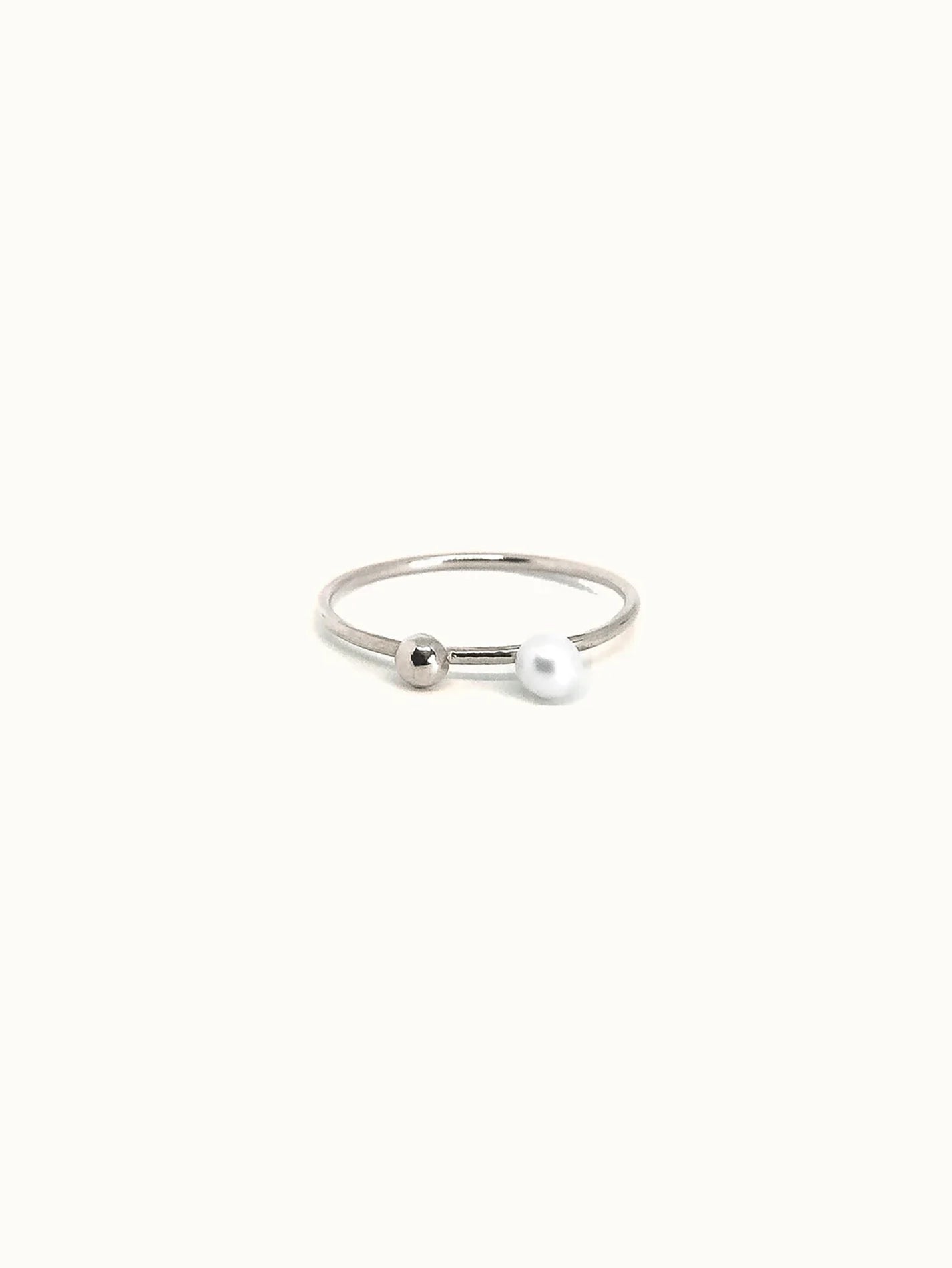 Ivory - freshwater pearl ring